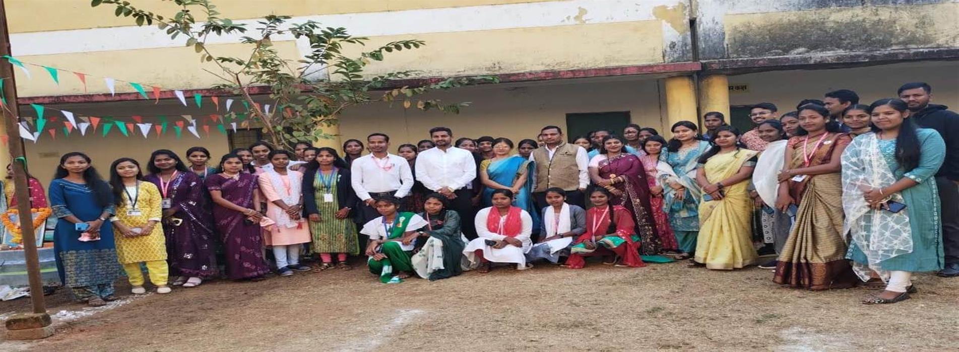 Naveen Govt. College Vishrampuri, District- Kondagaon (C.G.) |  नवीन शासकीय महाविद्यालय, विश्रामपुरी, जिला:- कोंडागांव (छ.ग.) - Republic Day 2025